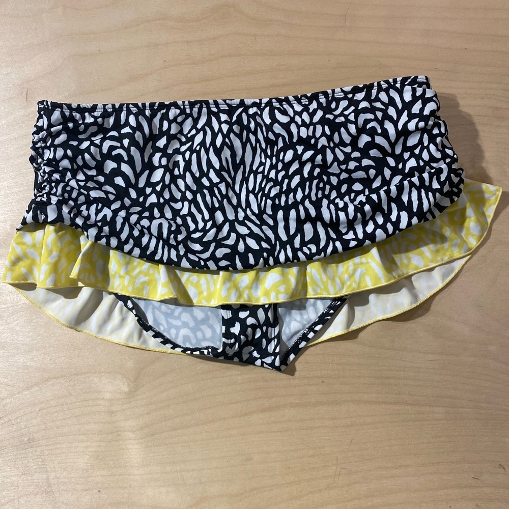 24th & Ocean Stylish Black and Yellow Women's Bikini Bottom Large (NA) - Picture 5 of 9